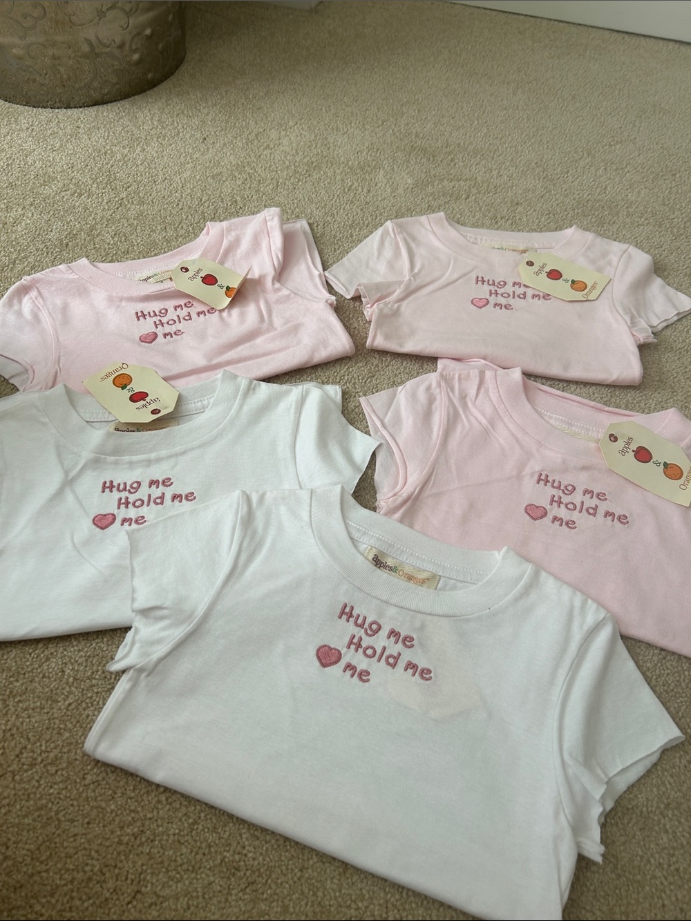Kids "Hug Me" Short-Sleeve T-shirts - Pink & White